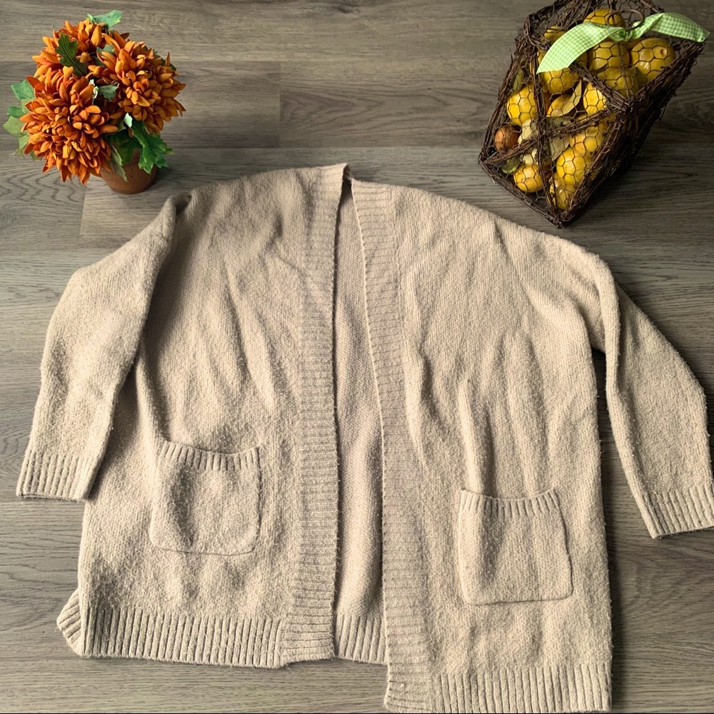 Oversized Tan Cardigan with Pockets